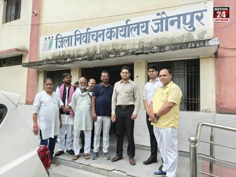 UP News : जौनपुर में जिलाधिकारी ने वीवी पैट वेयरहाउस का किया निरीक्षण, सुरक्षा व्यवस्था दुरुस्त रखने के निर्देश