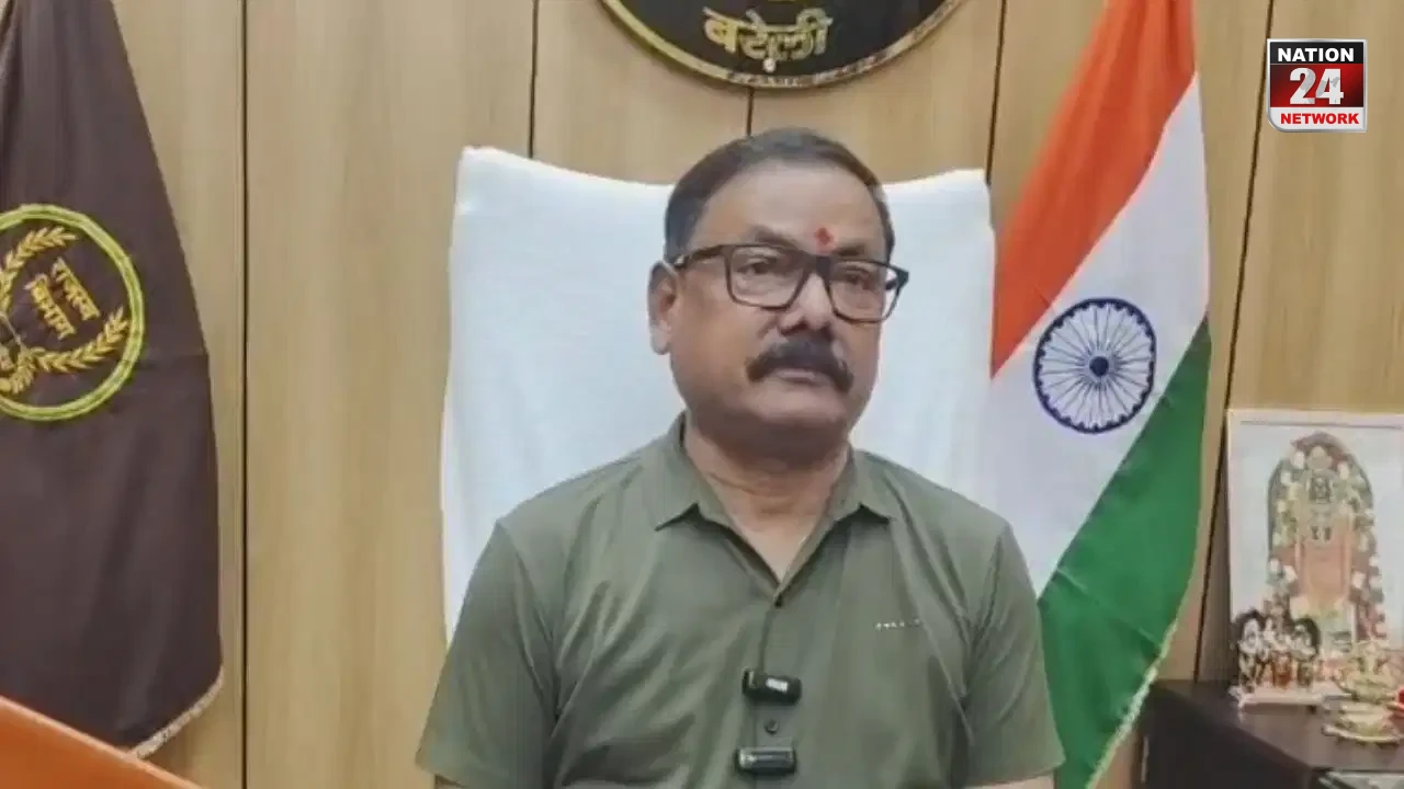 UP News: बाबू की टाइपिंग नहीं हुई दुरुस्त, 3 बार फेल होने पर बरेली DM ने की बड़ी कार्रवाई, बना दिया चपरासी
